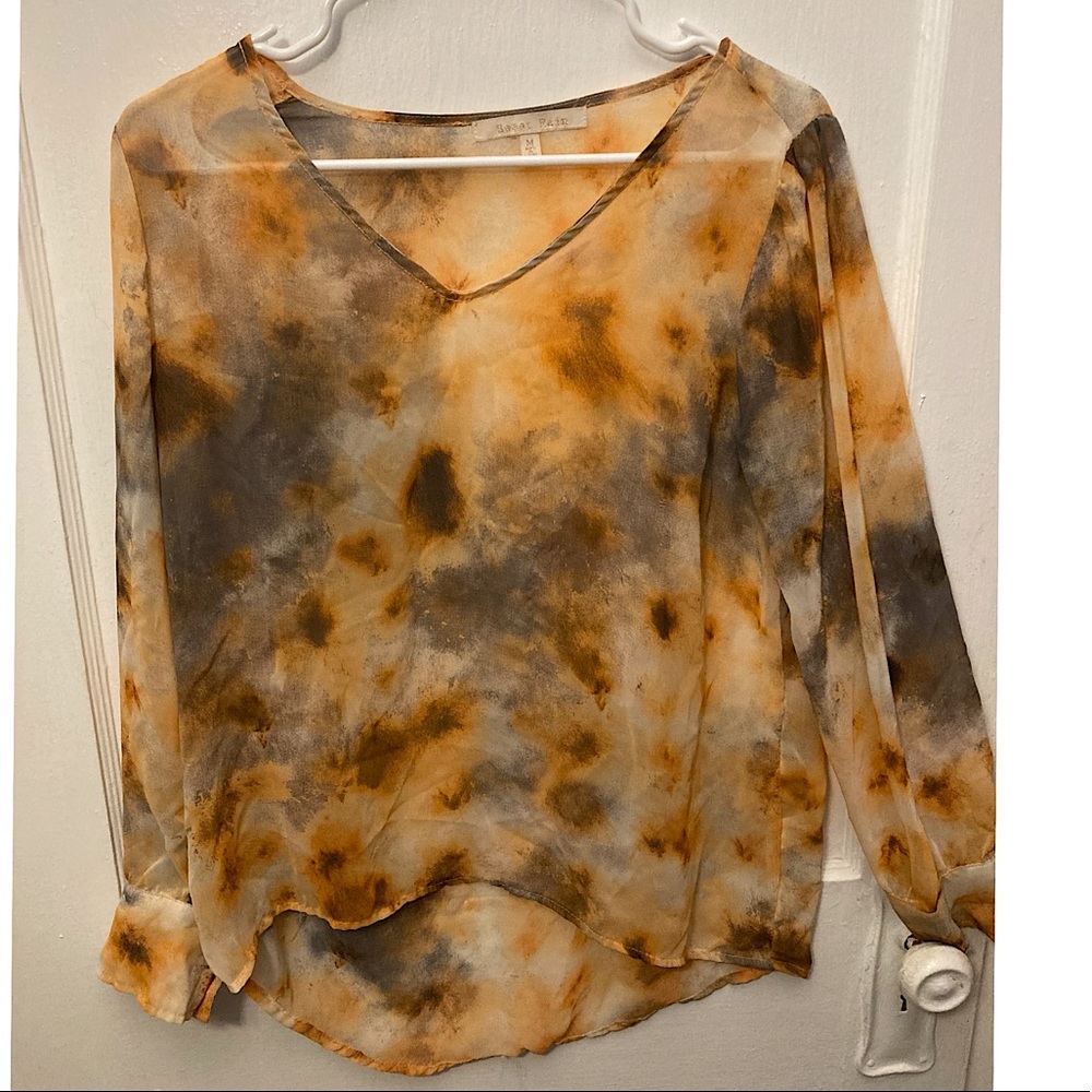 Size Medium Orange Multicolored Light V Neck Long Sleeve Blouse